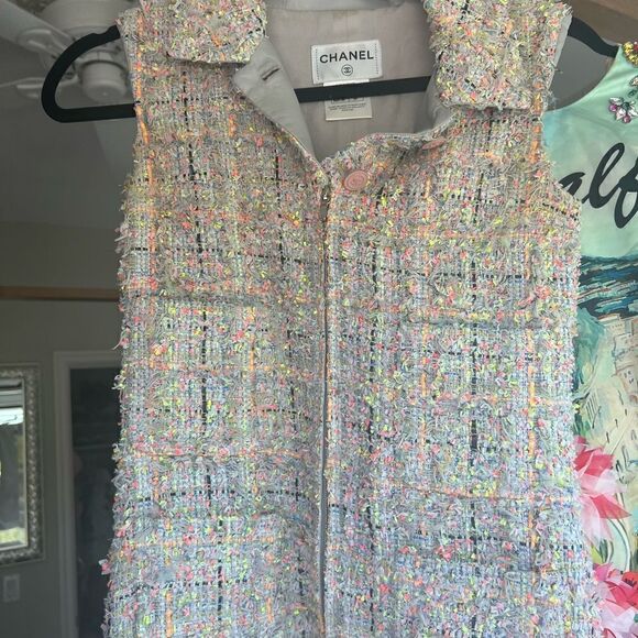 - Chanel Tweed Dress - Picture 3 of 9